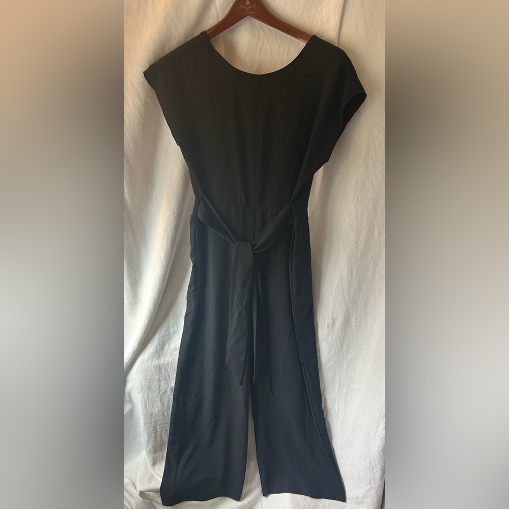 LOFT Black Jumpsuit Tie-Waist Cap Sleeve Womens 12 Pockets Zip